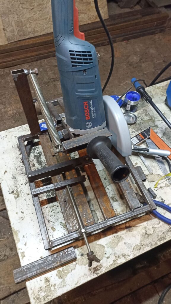 Как я сделал самодельную станину для 230 мм УШМ