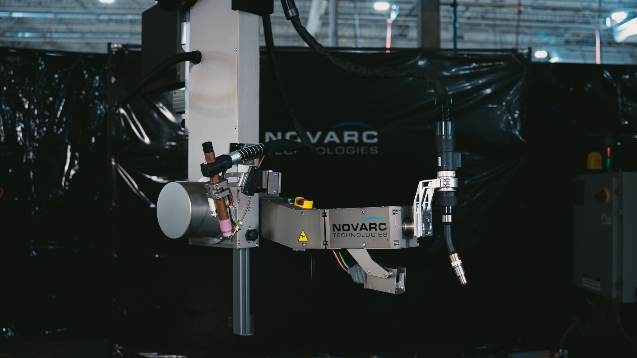 Novarc Technologies представила гибридного сварочного робота SWR-TIGMIG для трубного производства